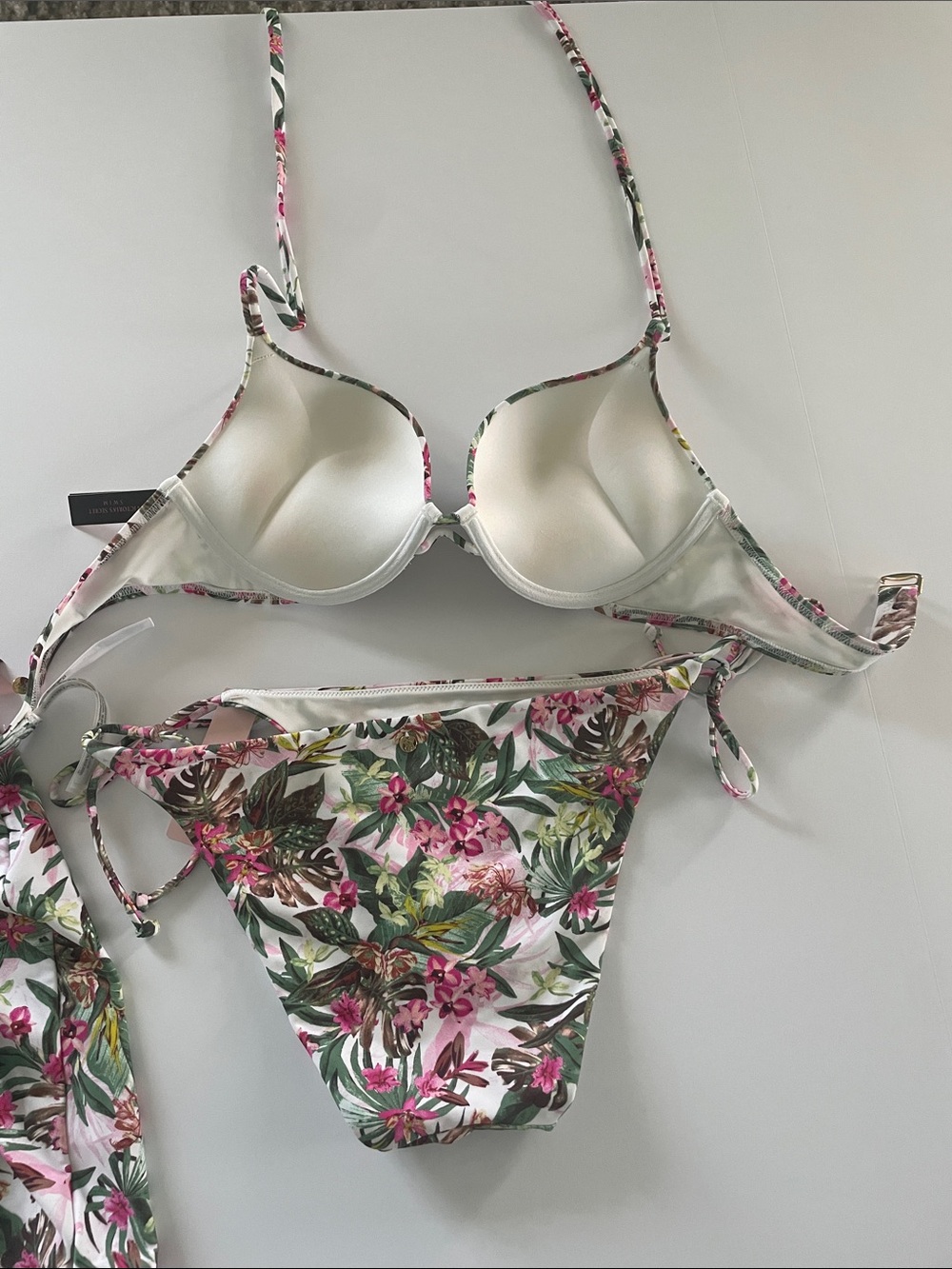 Victoria's Secret Bombshell Floral Pink Green White Bikini Set with Sarong - Picture 5 of 7